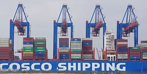 Schiff der Cosco Shipping