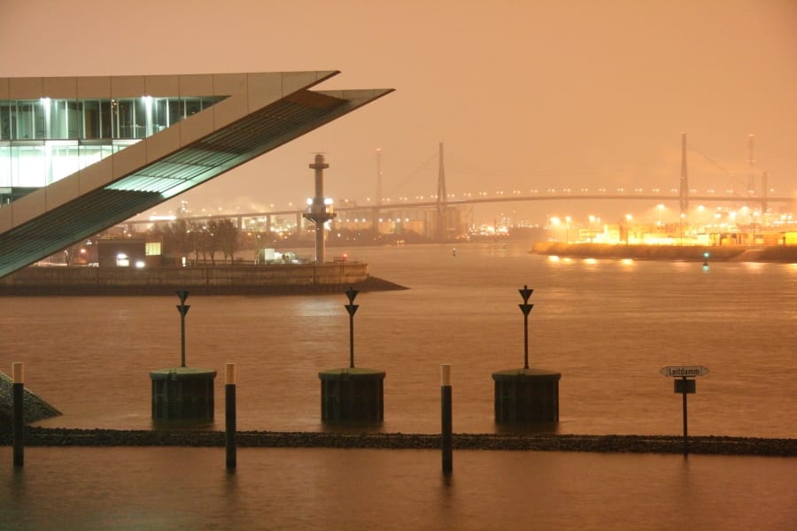 Dockland und Köhlbrandt Brücke
